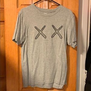 Uniqlo Kaws shirt